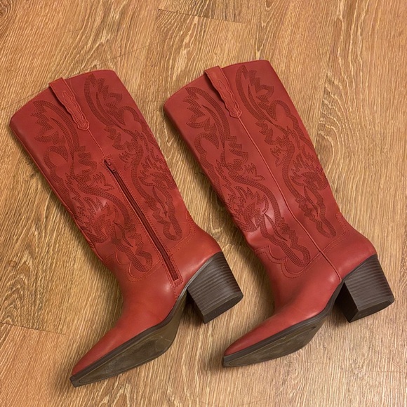 Crown Vintage Shoes - Crown Vintage Red Sila Western Boots